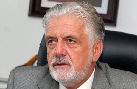 WAGNER TEM NOVAS PROPOSTAS PARA PROFESSORES VOLTAREM ÀS AULAS