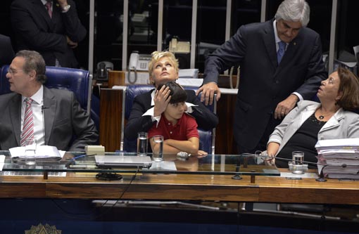 Senado aprova Lei da Palmada