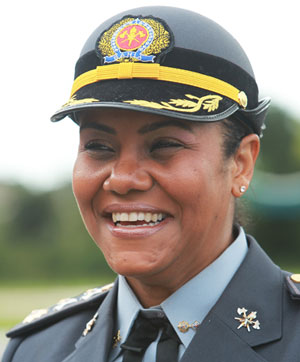 Major é a primeira mulher a comandar grupamento dos bombeiros na Bahia