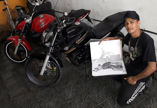 Brumadense mecânico de motos impressiona com talento para desenhos