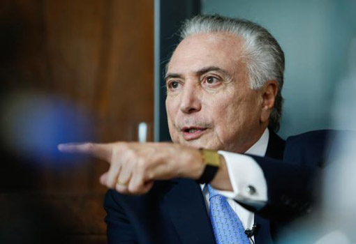 Temer vê dificuldade em aprovar reforma da Previdência depois de fevereiro