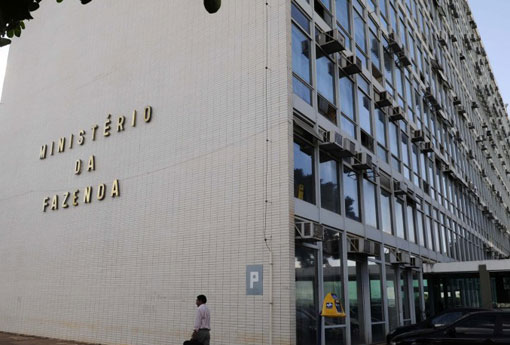 Governo antecipa repasse de recursos da repatriação a municípios