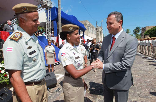 Bahia: Polícia Militar forma mais de mil novos soldados