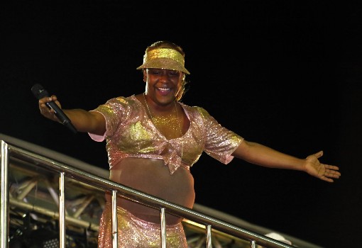 Márcio Victor faz homenagem a Ivete Sangalo no Carnaval de Salvador