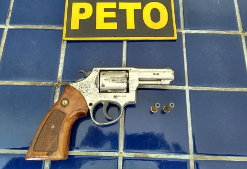 Brumado: homem é detido no Bairro das Flores por porte ilegal de arma