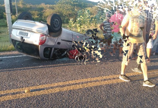 Brumado: carro capota e homem morre em acidente próximo a Vila Presidente Vargas