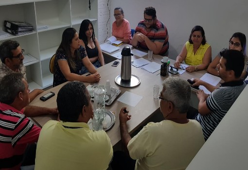 Aracatu: prefeita reúne secretariado para dar continuidade a ações da gestão