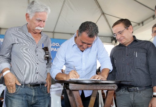 Brumado: Rui Costa autoriza serviço de extensão de rede de abastecimento de água dos povoados de Samambaia e Pé do Morro