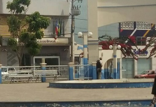 Barra da Estiva: gerente do Banco do Brasil pode estar sendo mantido refém por bandidos