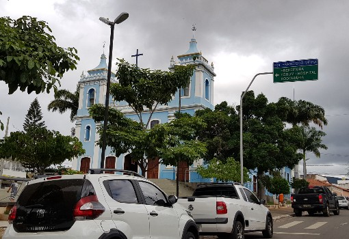 Temperaturas mais amenas e chuvas leves a qualquer hora ocorrem em Brumado nos próximos dias