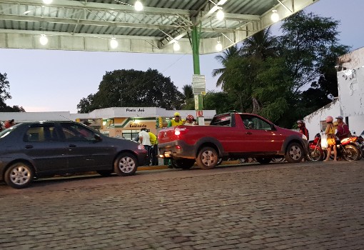 Brumado: filas são formadas em postos de combustíveis da cidade; condutores de veículos temem falta de combustíveis 