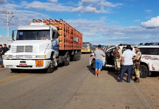 Caminhões com carregamento de gás de cozinha chegam a Brumado