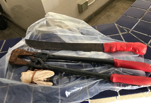 Brumado: dupla é detida acusada de furtar fios na estrada da cascalheira