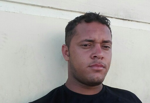 Jovem brumadense morre ao colidir carro contra animal na BA-262 