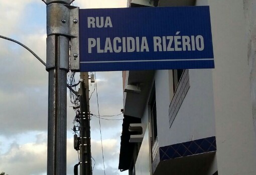 Brumado: Superintendência de Trânsito torna a Rua Placídia Rizério de sentido único 