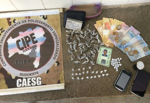 Brumado: Cipe Sudoeste apreende drogas em casa  no Bairro Bom Jesus