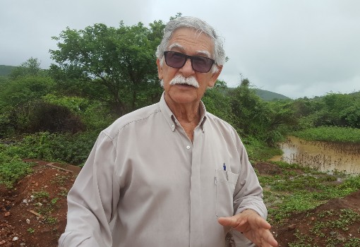 Brumado: prefeito Eduardo Vasconcelos avalia estragos causados pela chuva