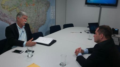 Prefeito de Brumado vai a Brasília solicitar ampliação do número de vagas do Programa Mais Médicos para o Município 