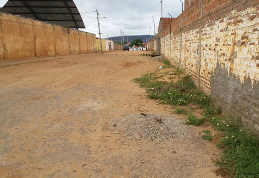 Brumado: Moradores solicitam pavimentação da Rua Henrique Brito, no Bairro Malhada Branca