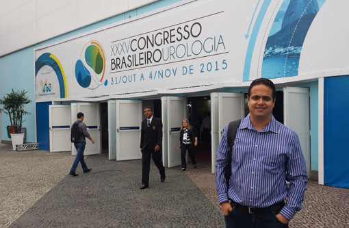 Médico urologista Thiago Torres participou do XXXV Congresso Brasileiro de Urologia