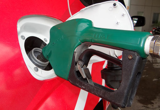 Brumado: Prefeitura institui cartão combustível para abastecimento dos veículos da frota oficial; investimento foi de quase R$ 1 milhão