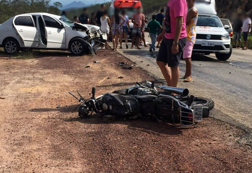 Jovem morre em acidente na BA-142, próximo a Barra da Estiva