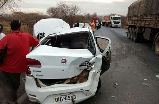 Lagoa Real: Duas pessoas morrem e outra fica ferida em acidente envolvendo carro da Câmara de Vereadores