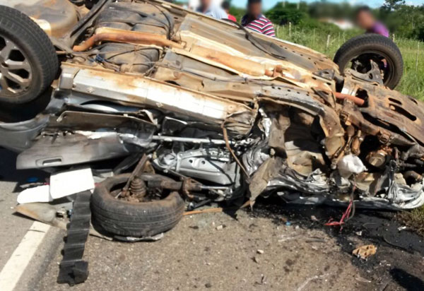 Em 2021, 5 mil pessoas morreram em 64 mil acidentes de carro