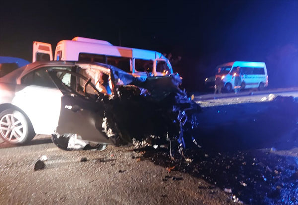 BA-262: Homem morre após caro colidir frontalmente contra van na estrada entre Conquista e Anagé