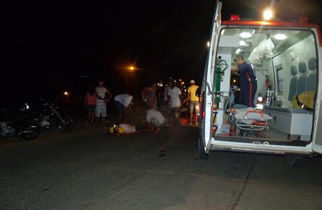 Brumado: Grave acidente entre motociclistas no Bairro Esconso
