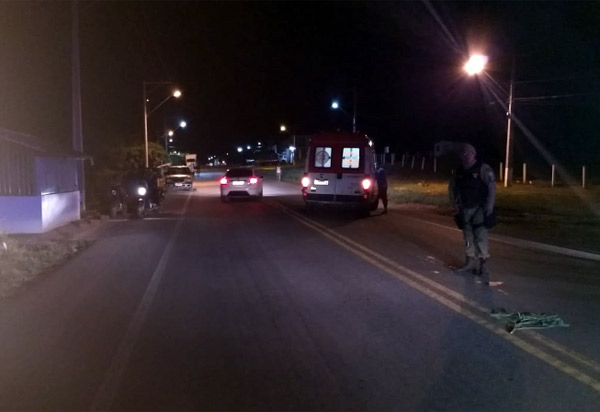 Mulher perde o controle da direção e cai com moto na BA-148, em Livramento 