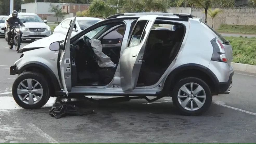 Mulher morre em acidente de carro em Salvador; Ela voltava da comemoração do seu aniversário