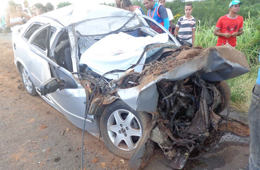Acidente na BR-030 mata funcionário da Câmara de Palmas de Monte Alto
