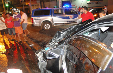 Brumado: Acidente na Avenida Antônio Mourão Guimarães