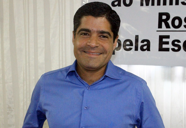 ACM Neto (DEM), lidera as intenções de voto para o governo da Bahia