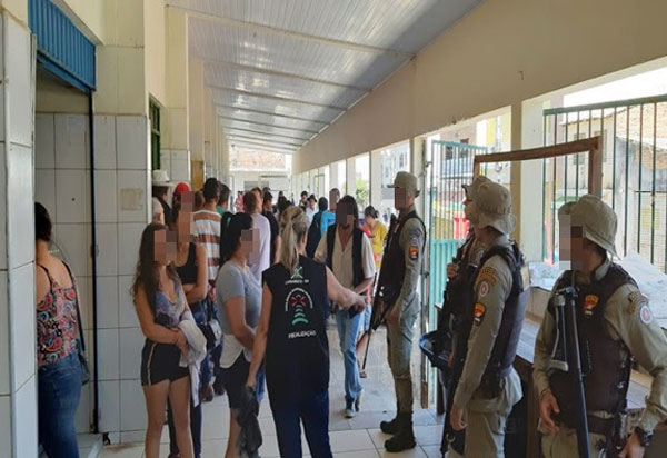 Operação da Adab, Vigilância Sanitária e Polícia Militar resulta na apreensão de carne vendida ao ar livre no Mercado Municipal de Livramento