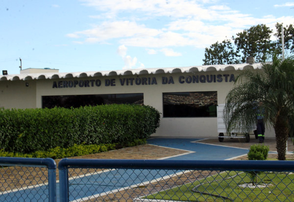 Idoso de Livramento sofre infarto e morre dentro de avião que saiu de Conquista com destino a Salvador