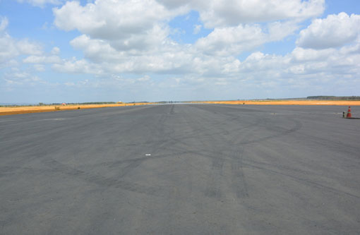 Conquista: Novo aeroporto está com obras paralisadas