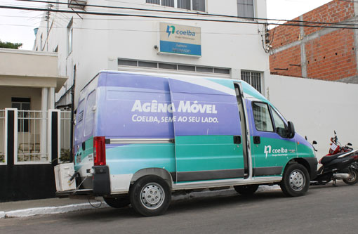 Agência Móvel da Coelba atende Brumado