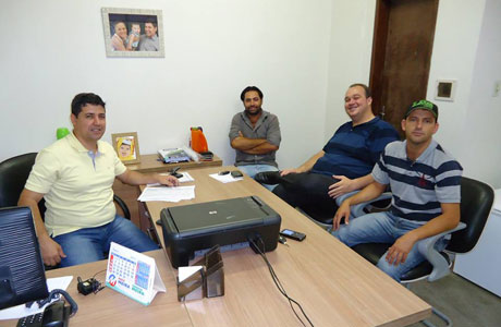 Vereadores da região do Sertão Produtivo visitam gabinete de Agno Meira 