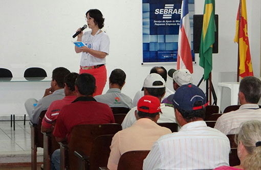 Brumado: SDR promove palestra sobre Produção de Leite e capacitação de agricultores