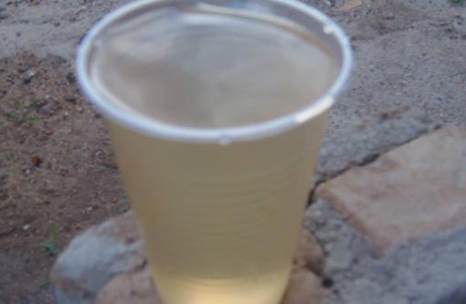 Brumado: Moradores reclamam da aparência da água distribuída em Itaquaraí 