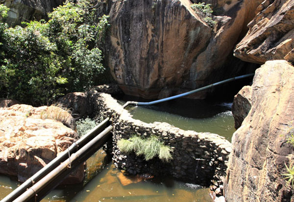 'Captação de água da Embasa é uma gambiarra de 30 anos', diz site