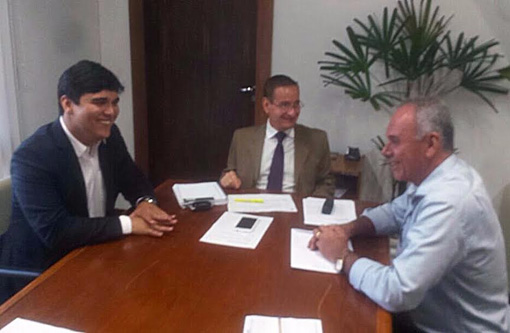 Secretário Vítor Bonfim e Prefeito Aguiberto realizam audiências em Salvador