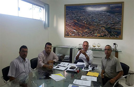 Prefeito Aguiberto reconhece empenho do coordenador do PEN na conquista de R$ 400mil para o setor de Saúde de Brumado