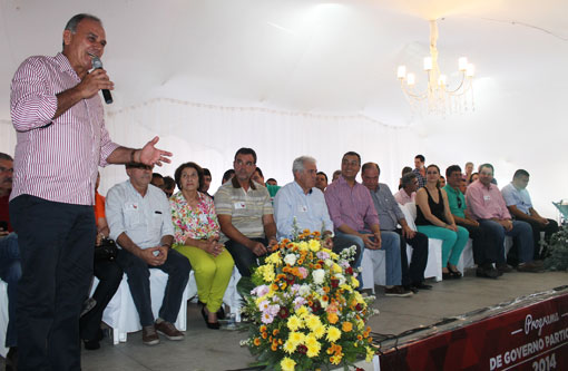 Brumado: Rui Costa prepara programa de governo com a população