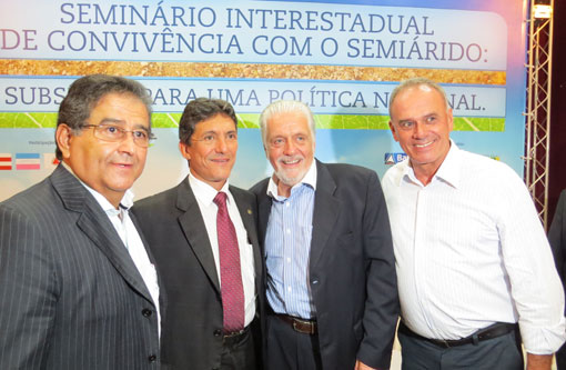 Governador assina ordem de serviço para  obras em Brumado