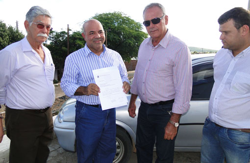 Brumado: Aguiberto e o deputado federal Erivelton Santana anunciam construção de vias marginais a linha férrea