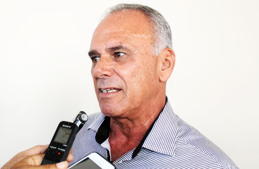 Brumado: Prefeito lamenta fato de 10 mil crianças estarem sem aulas e a inflexibilidade para acordo dos grevistas