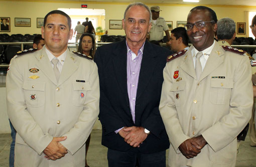 Prefeito Aguiberto participa da cerimônia de transmissão de comando da 34ª CIPM